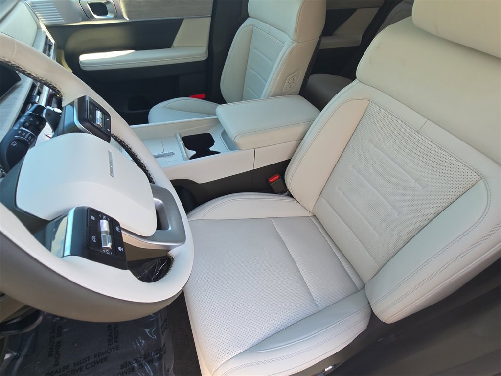 New 2025 Hyundai Santa Fe Calligraphy image 17