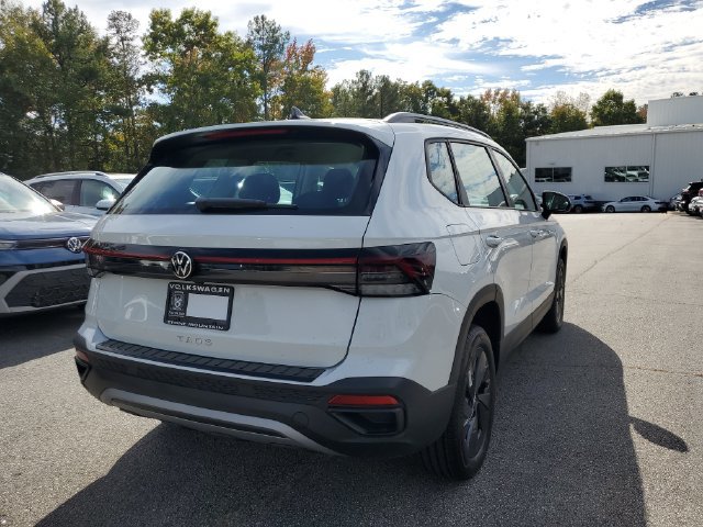 New 2027 Volkswagen Taos S FWD image 4