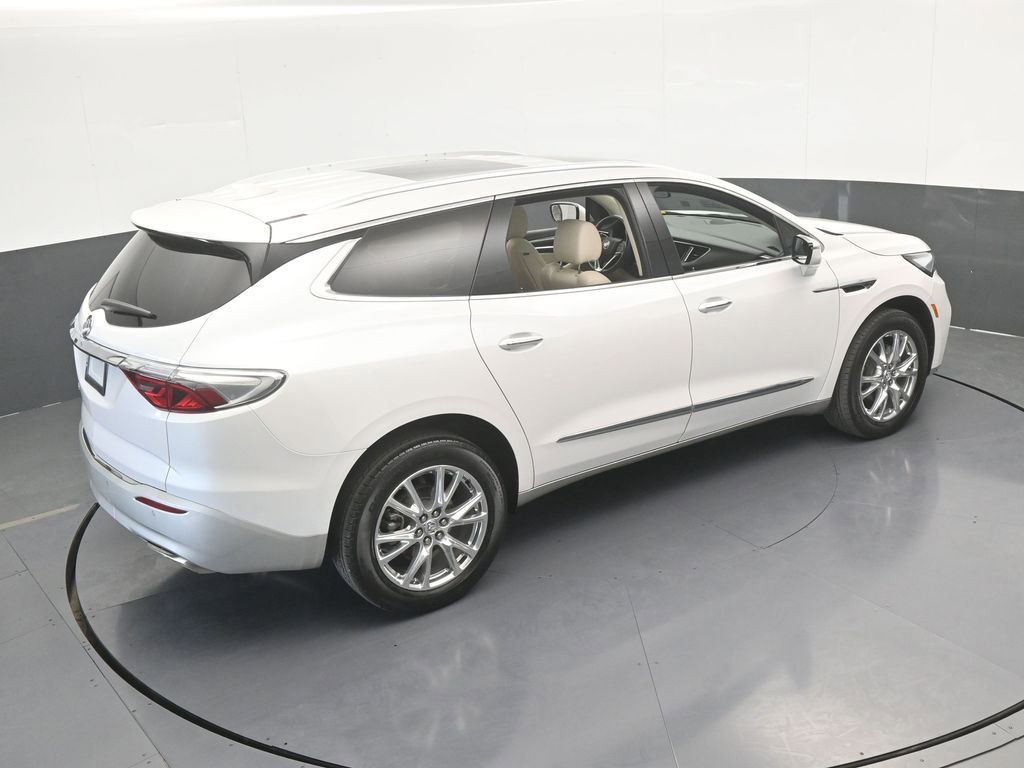 Used 2024 Buick Enclave Essence w/ Experience Buick Package image 27