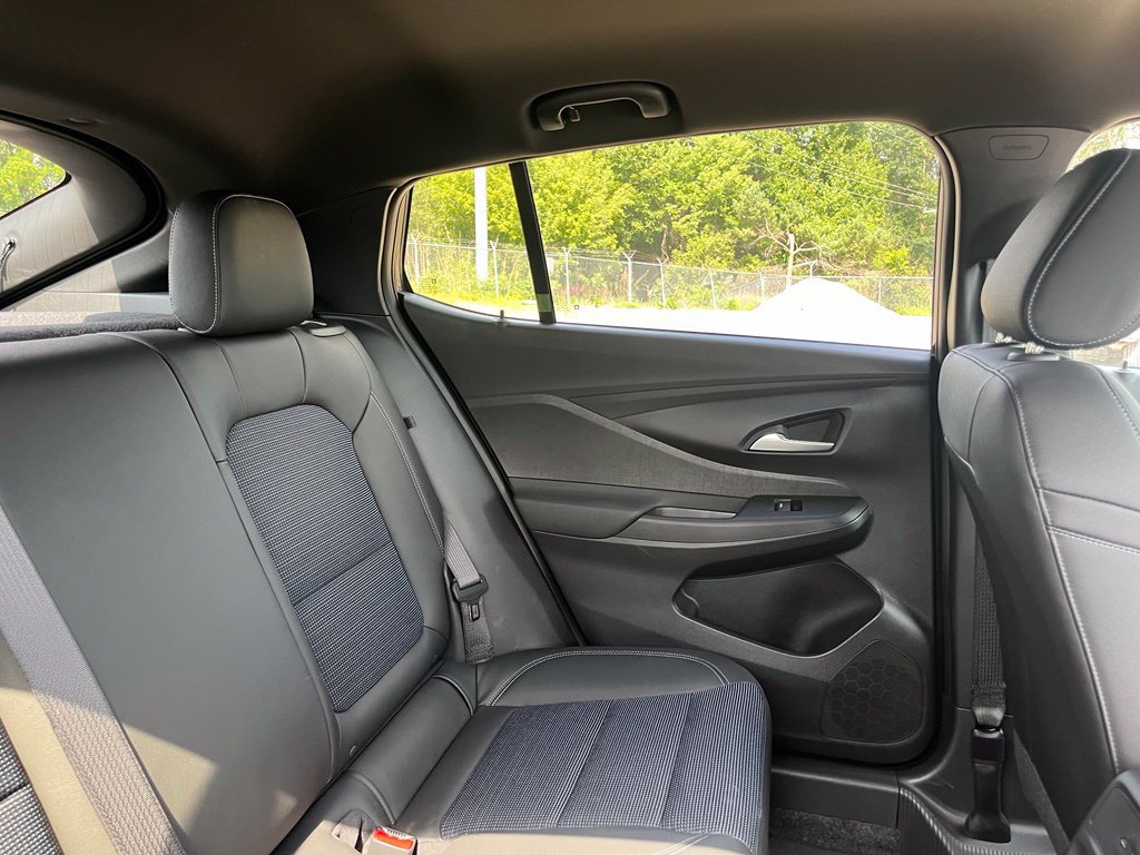 Used 2026 Buick Envista Preferred FWD image 36