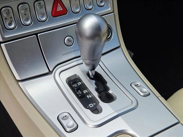 Used 2005 Chrysler Crossfire Limited image 13