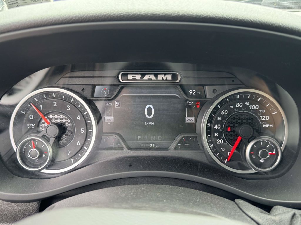 New 2026 RAM 2500 Big Horn AWD/4WD image 24