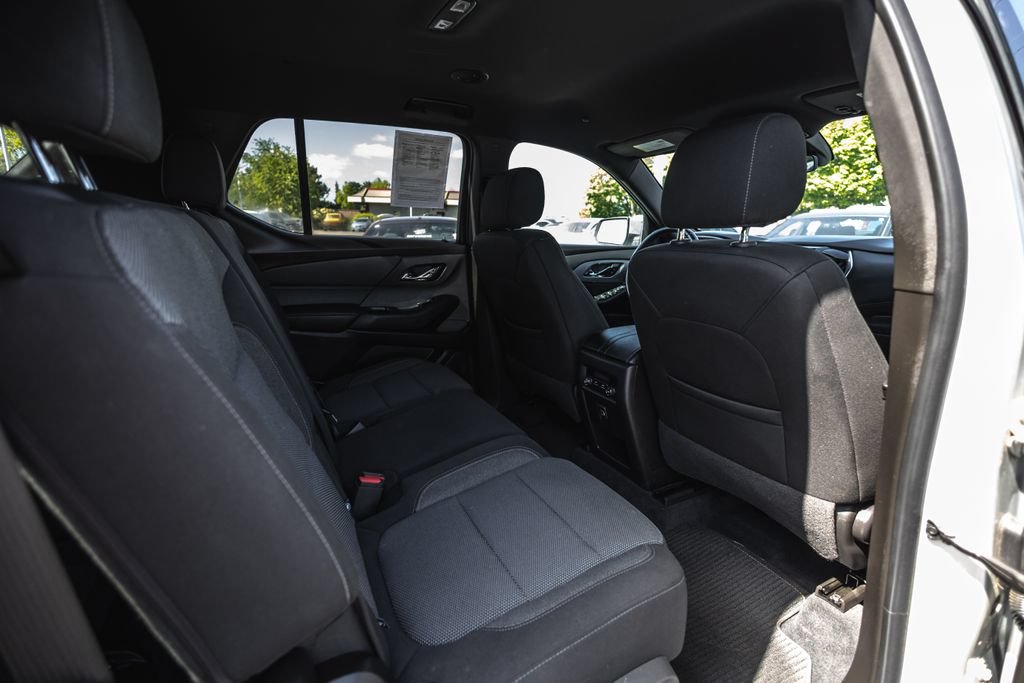 Used 2022 Chevrolet Traverse LT AWD/4WD image 29