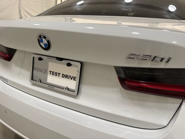 Used 2023 BMW 330i Sedan w/ Premium Package RWD image 32