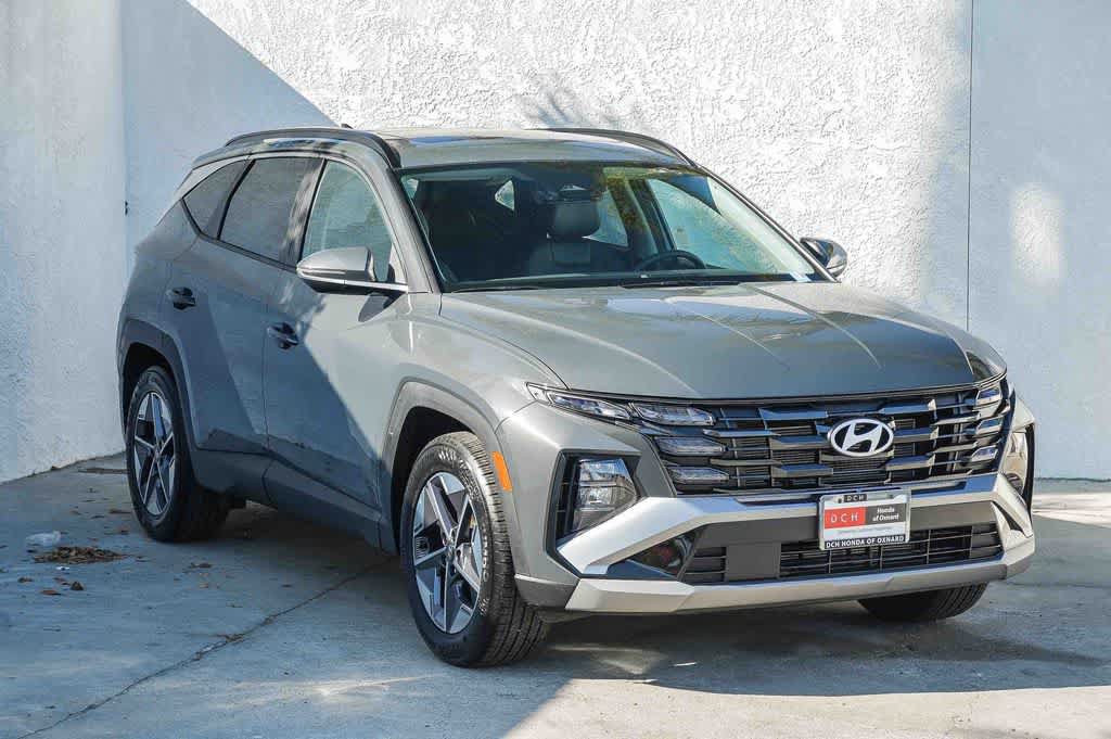 Used 2026 Hyundai Tucson SEL FWD image 3