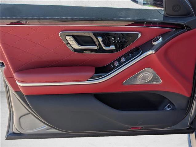 Used 2022 Mercedes-Benz S 580 4MATIC Sedan image 11