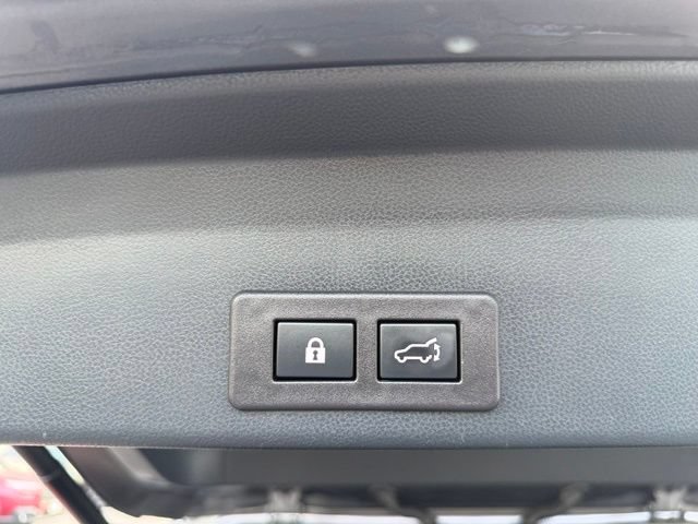Used 2021 Subaru Ascent Premium w/ Convenience Package AWD/4WD image 25