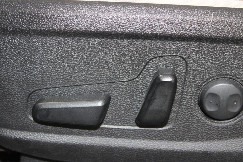 Used 2021 Kia Telluride EX w/ EX Premium Package image 14