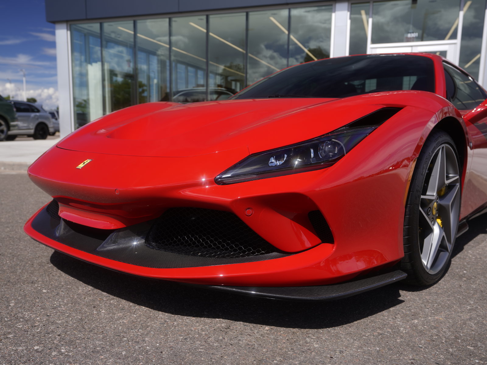 Used 2023 Ferrari F8 Tributo RWD image 13