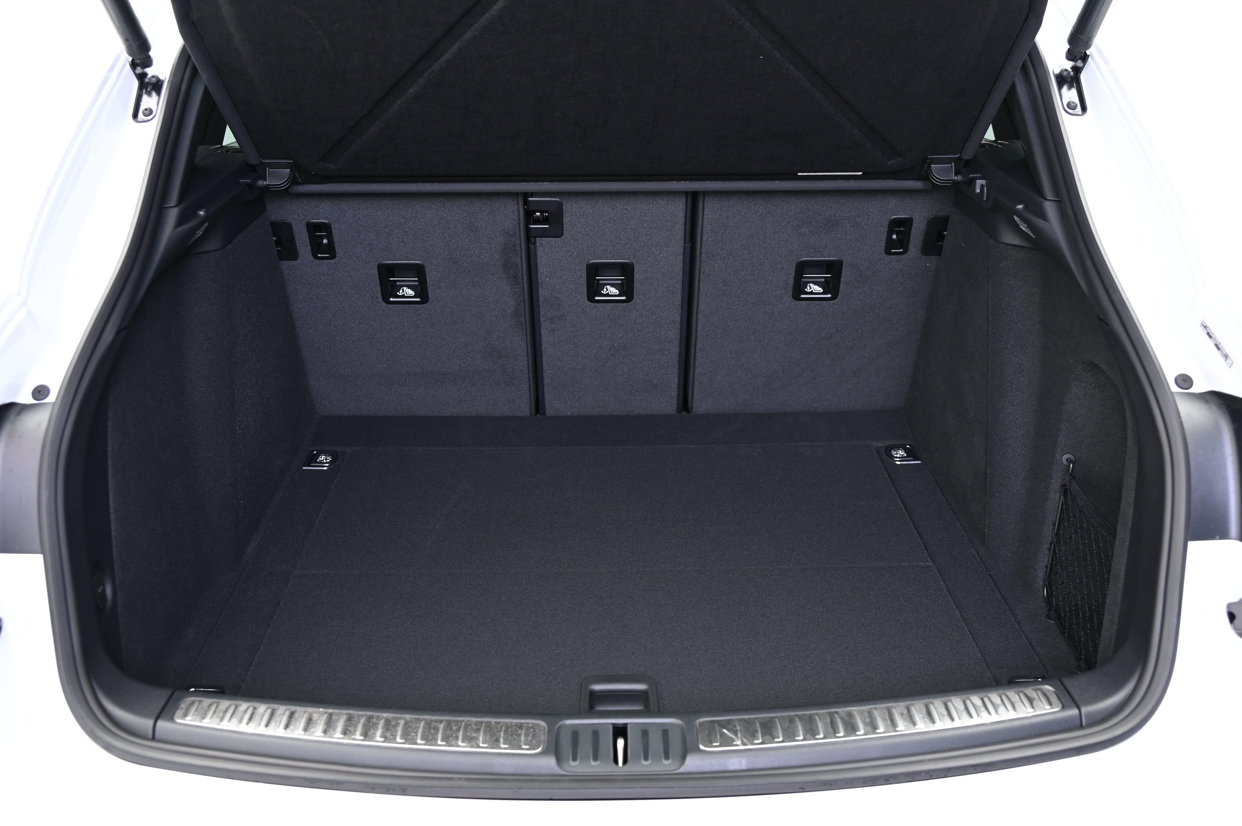 Used 2025 Porsche Macan image 19