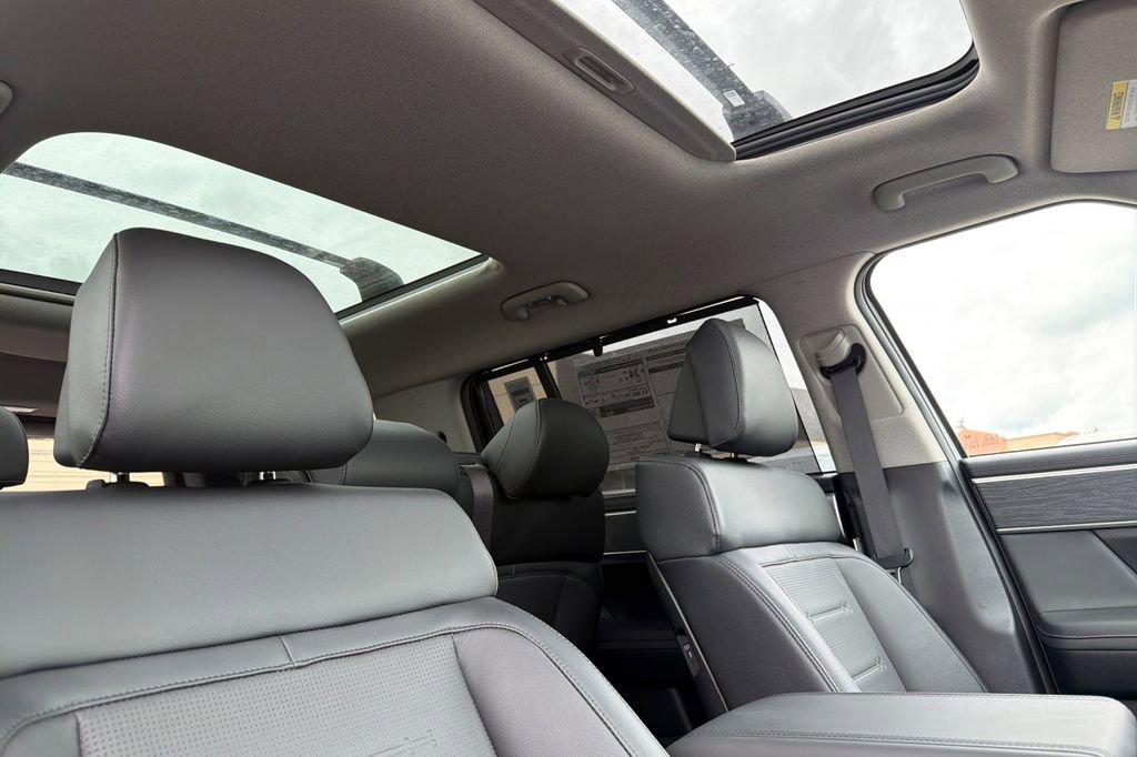 New 2026 Hyundai Santa Fe Limited image 15