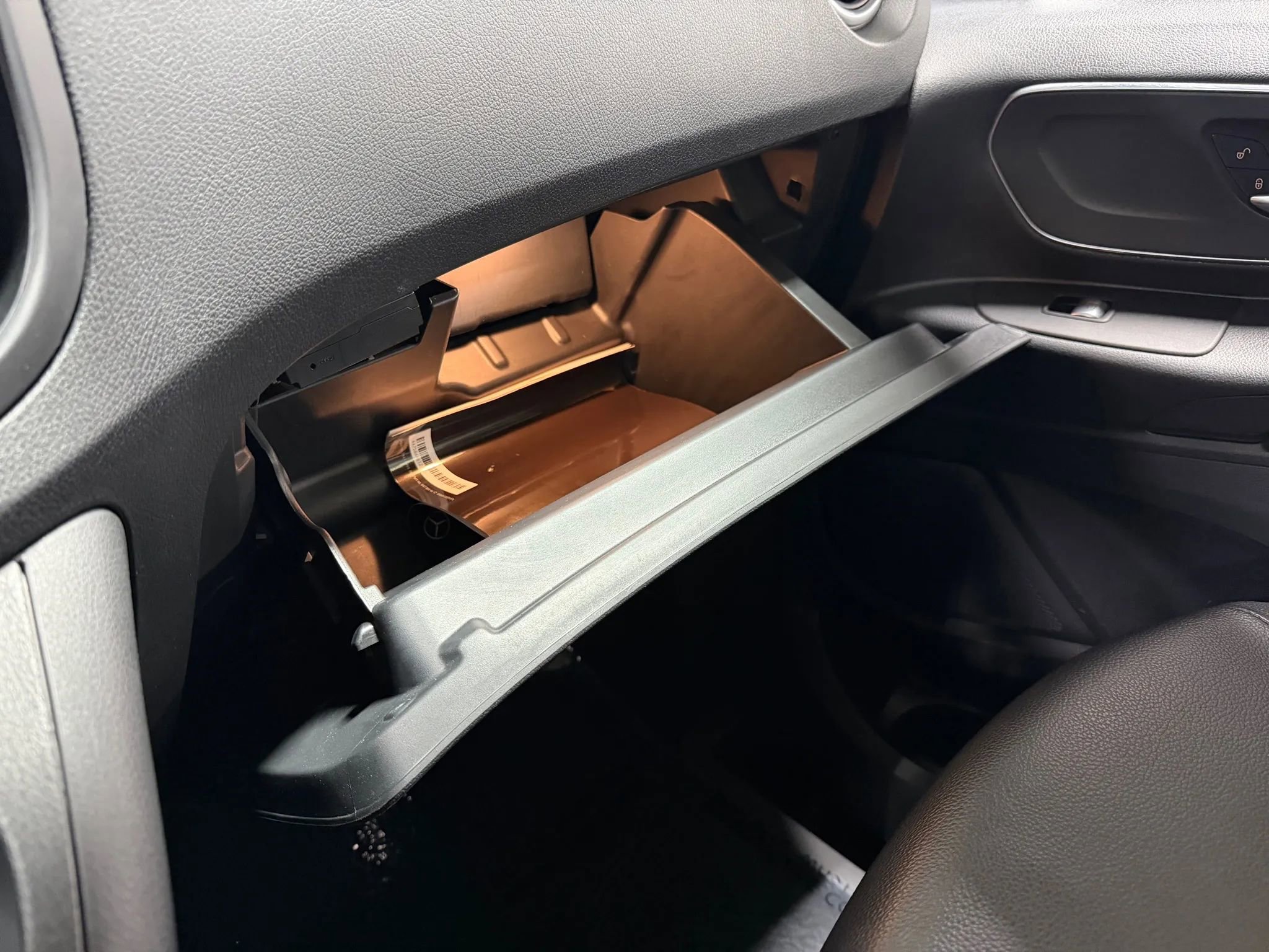 Used 2019 Mercedes-Benz Metris Passenger image 21