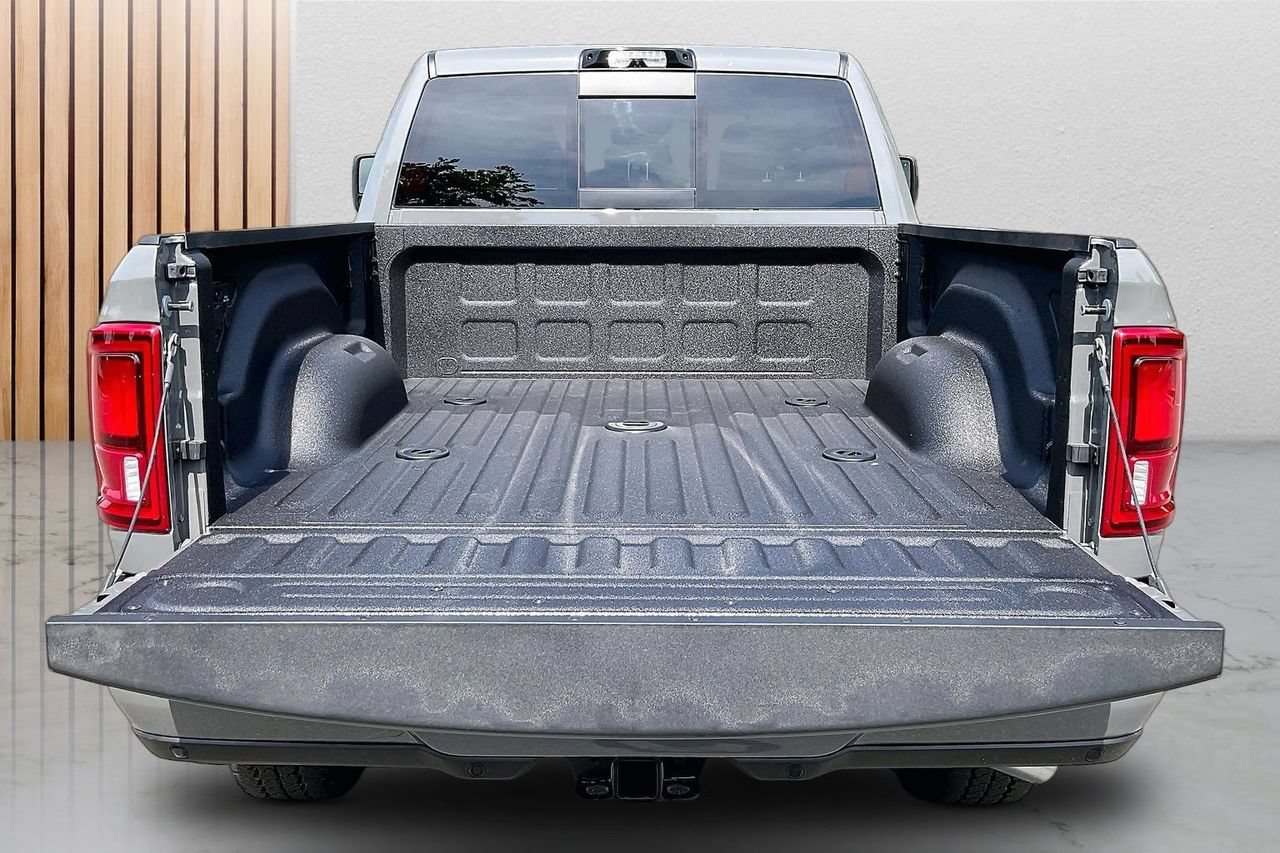 New 2026 RAM 2500 Big Horn AWD/4WD image 24
