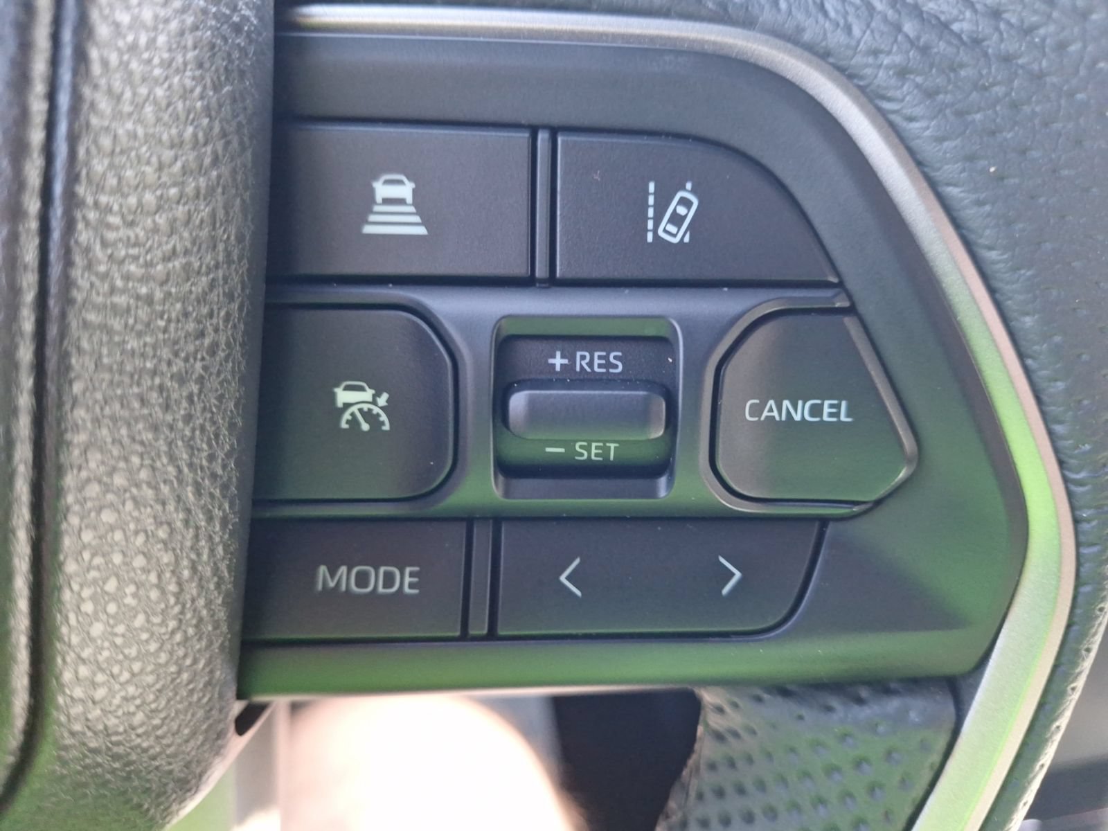 Used 2026 Toyota Tundra Limited w/ Power Package AWD/4WD image 21