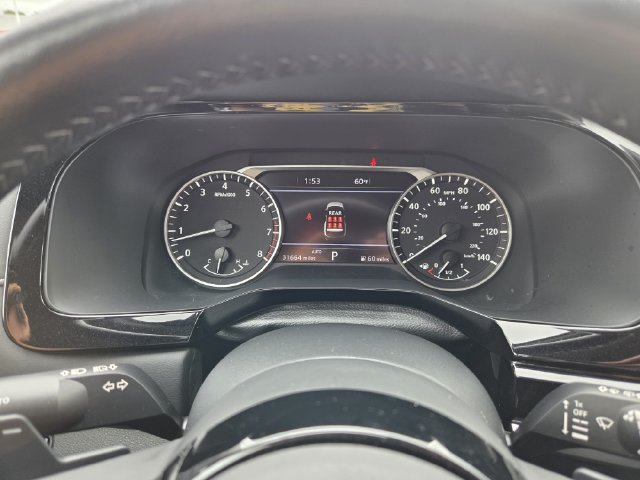 Used 2025 Nissan Pathfinder SL AWD/4WD image 23