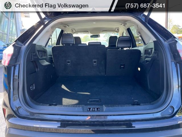 Used 2024 Ford Edge Titanium image 31