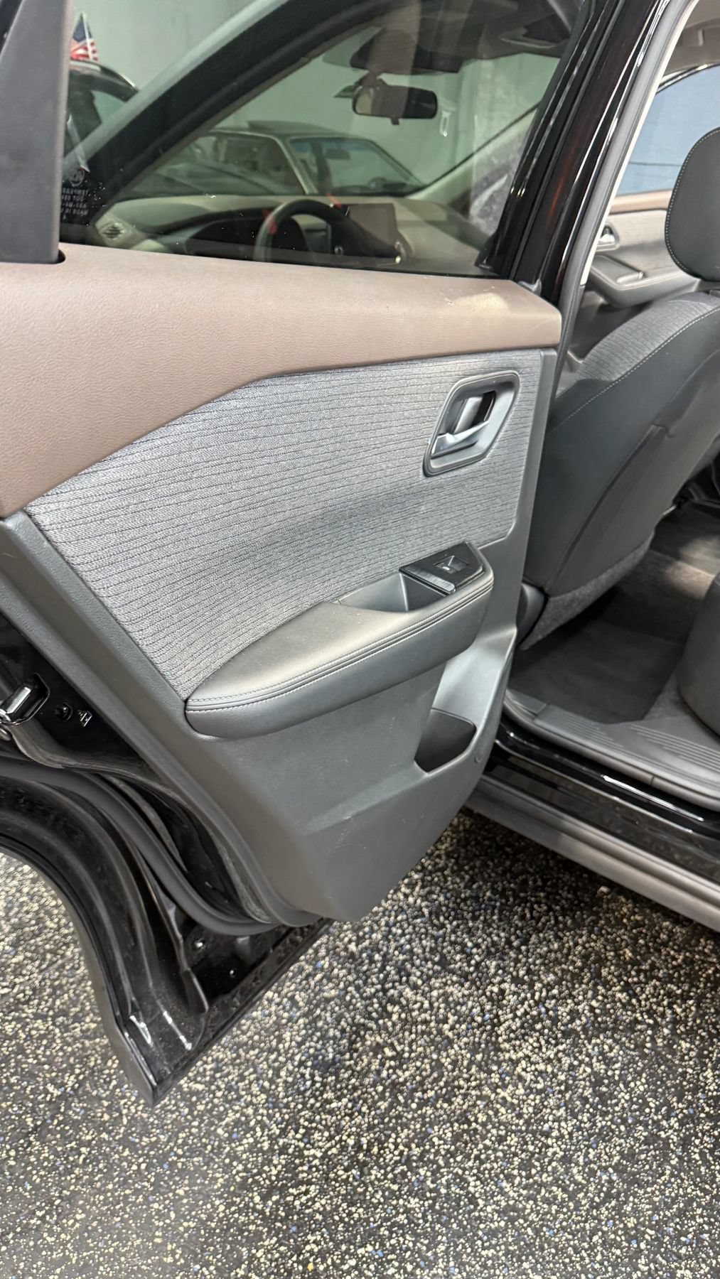Used 2023 Nissan Rogue SV AWD/4WD image 52