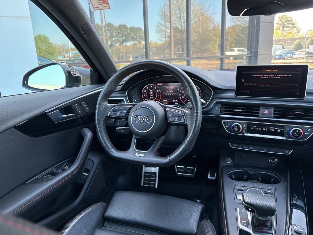 Used 2018 Audi A4 2.0T Premium Plus w/ Premium Plus Package image 9