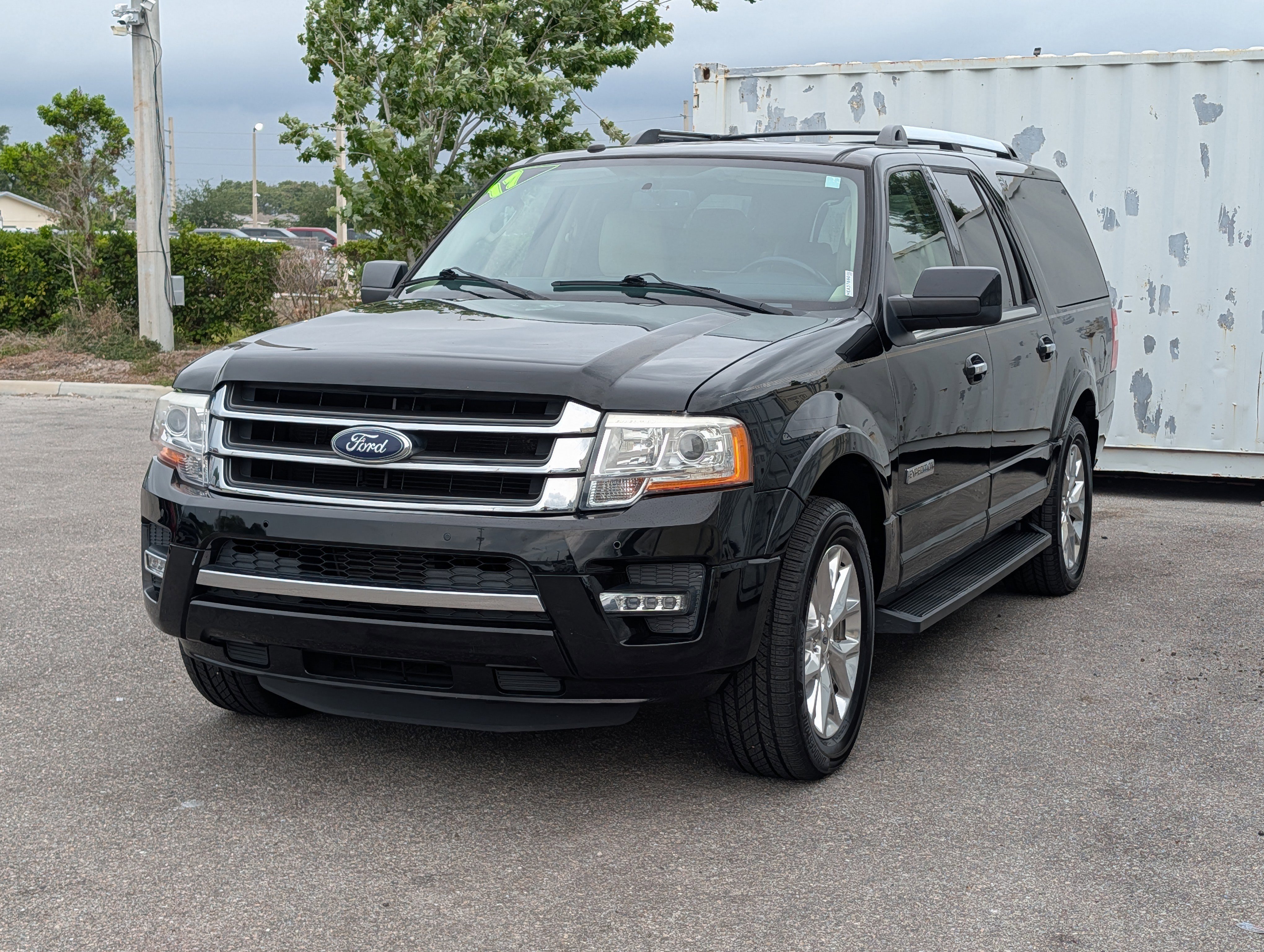 Used 2017 Ford Expedition EL Limited RWD image 7