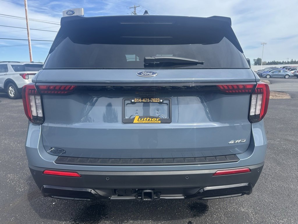 New 2025 Ford Explorer ST-Line image 4