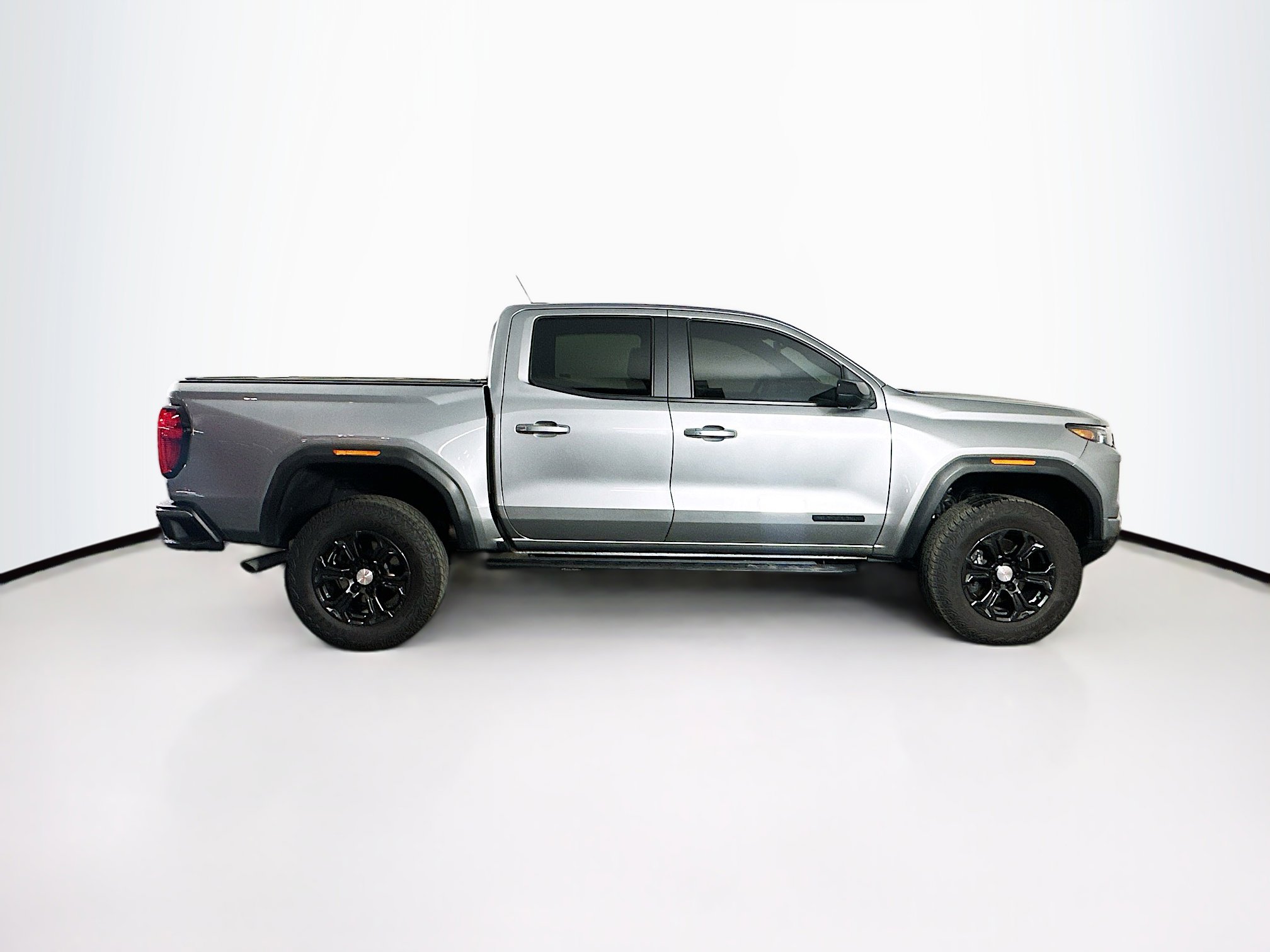 Used 2024 GMC Canyon Elevation w/ Elevation Premium Package RWD image 10