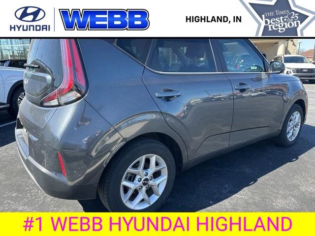 Used 2024 Kia Soul LX w/ Option Group 015 FWD image 24