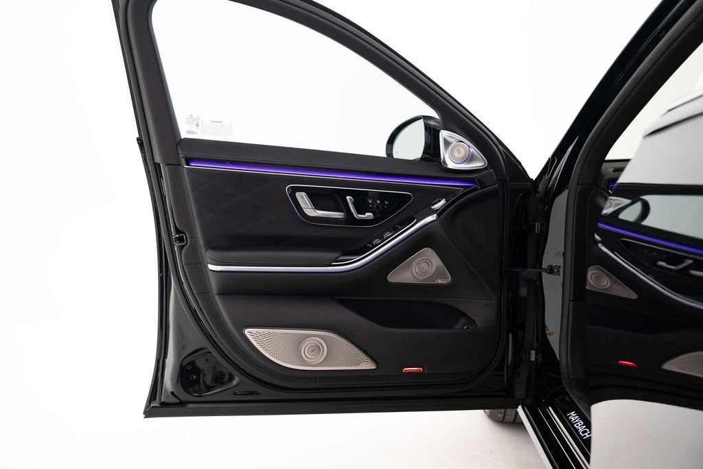 Used 2024 Mercedes-Benz Maybach S 680 4MATIC image 9