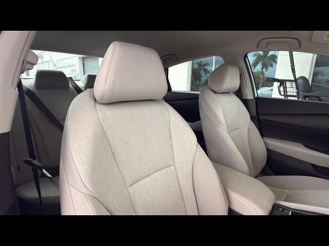 Certified 2025 Honda Accord LX image 19