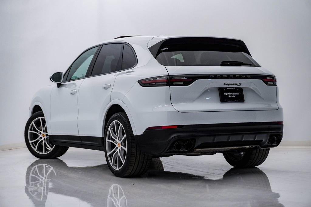 Certified 2023 Porsche Cayenne S Platinum image 3