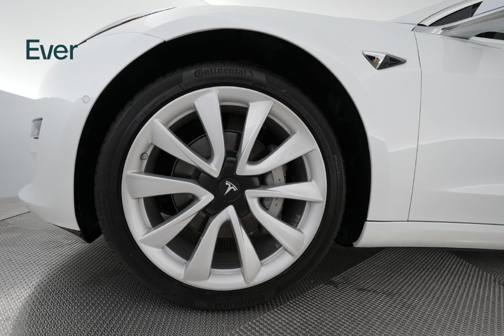 Used 2020 Tesla Model 3 Standard Range Plus RWD image 19