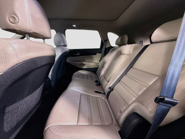 Used 2020 Kia Sorento EX FWD image 24