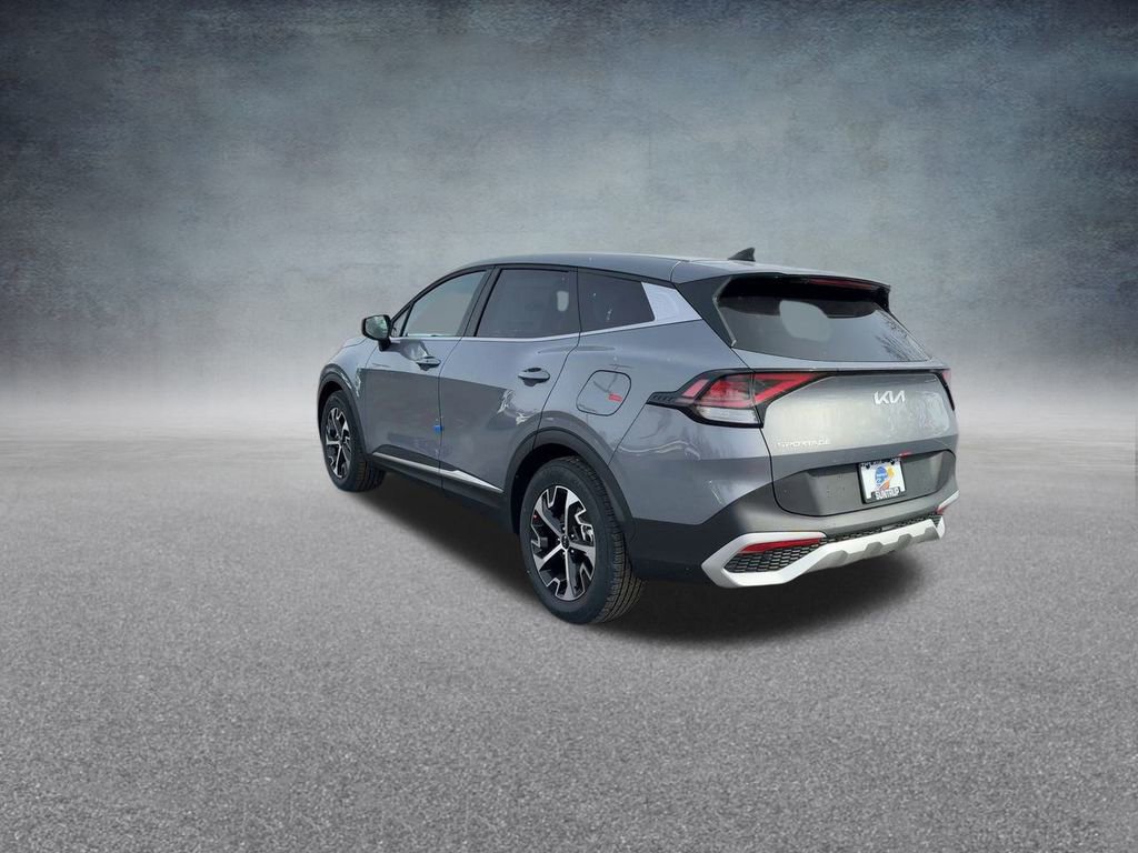 Used 2025 Kia Sportage EX image 17