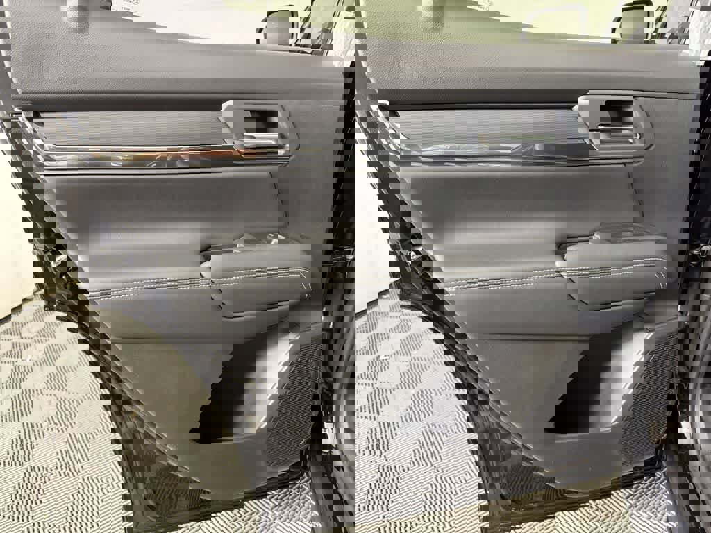 New 2026 GMC Terrain Elevation w/ Elevation Premium Package image 37