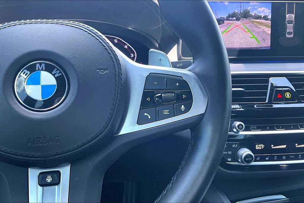 Used 2022 BMW M550i xDrive AWD/4WD image 10