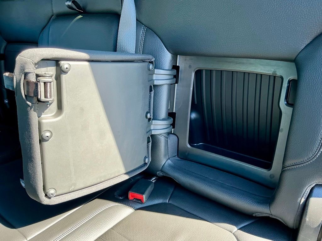 Used 2022 GMC Sierra 3500 Denali w/ Denali Ultimate Package image 30