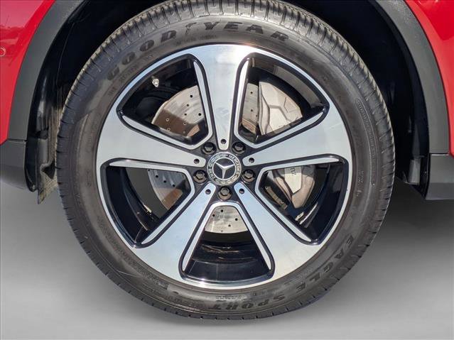 Used 2019 Mercedes-Benz GLC 350e 4MATIC image 25