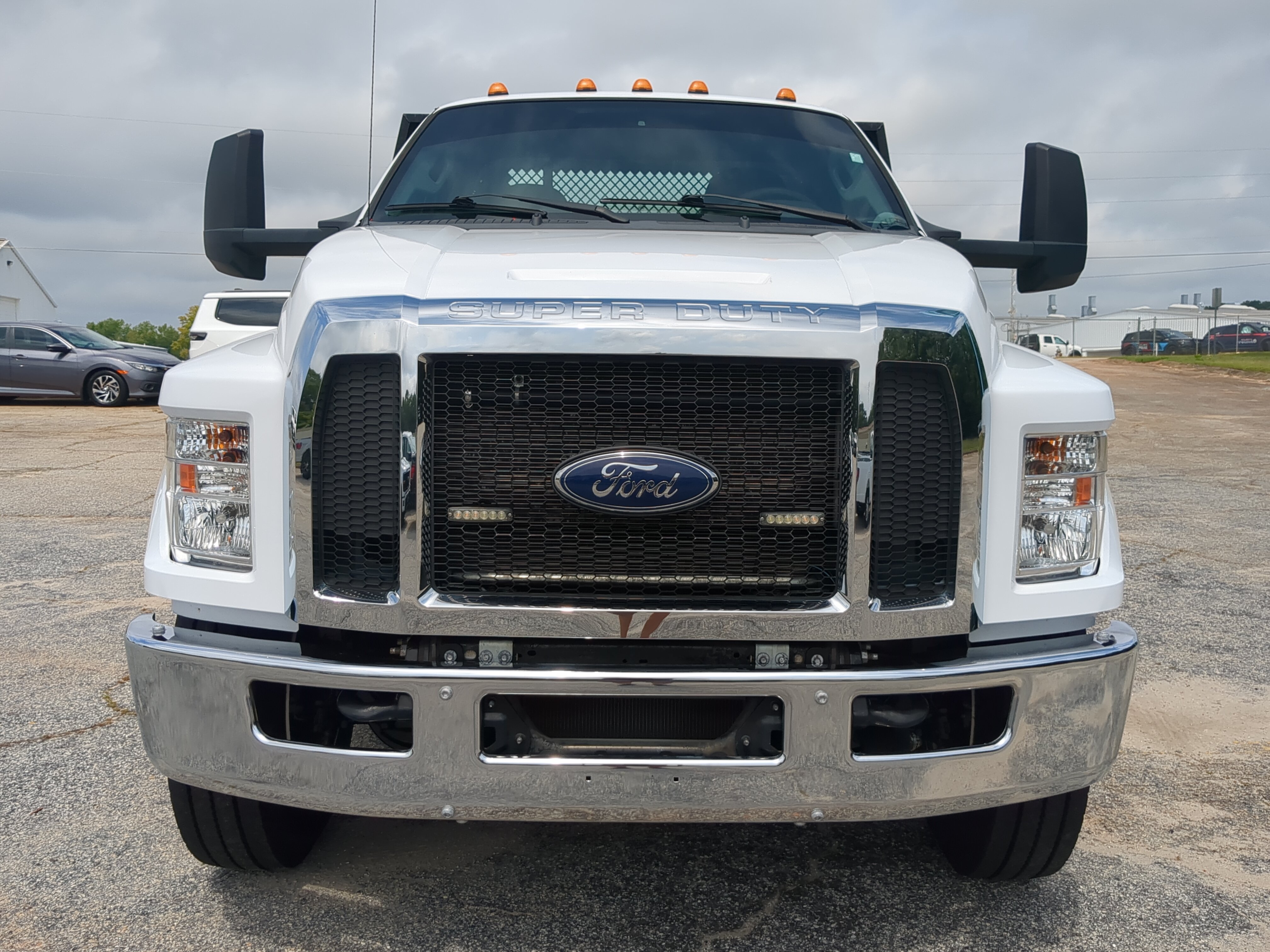 Used 2021 Ford F750 2WD Regular Cab Super Duty image 7