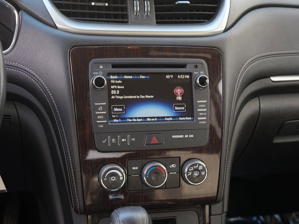 Used 2015 Chevrolet Traverse LT image 22