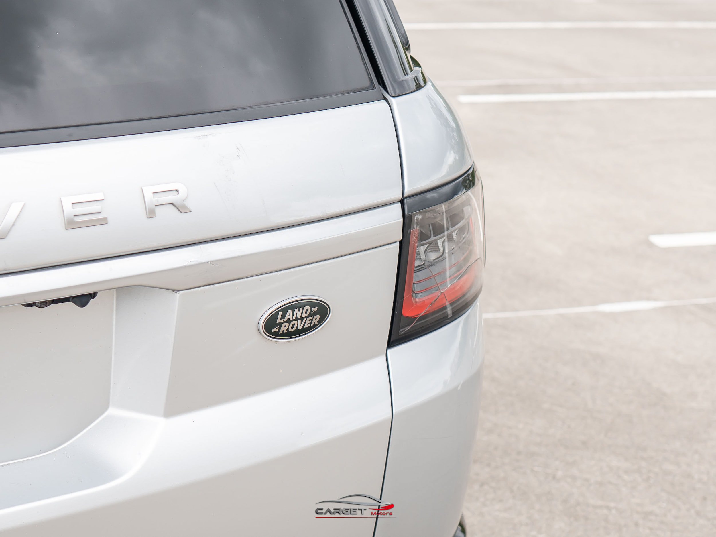 Used 2018 Land Rover Range Rover Sport HSE AWD/4WD image 46