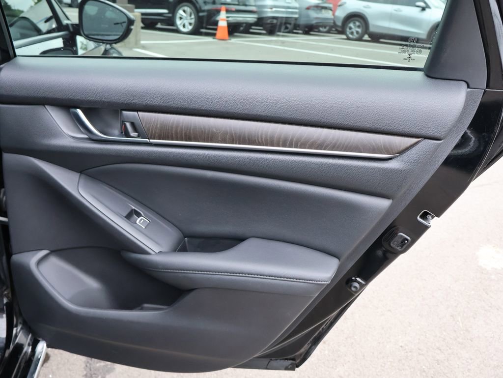 Used 2021 Honda Accord EX-L image 14
