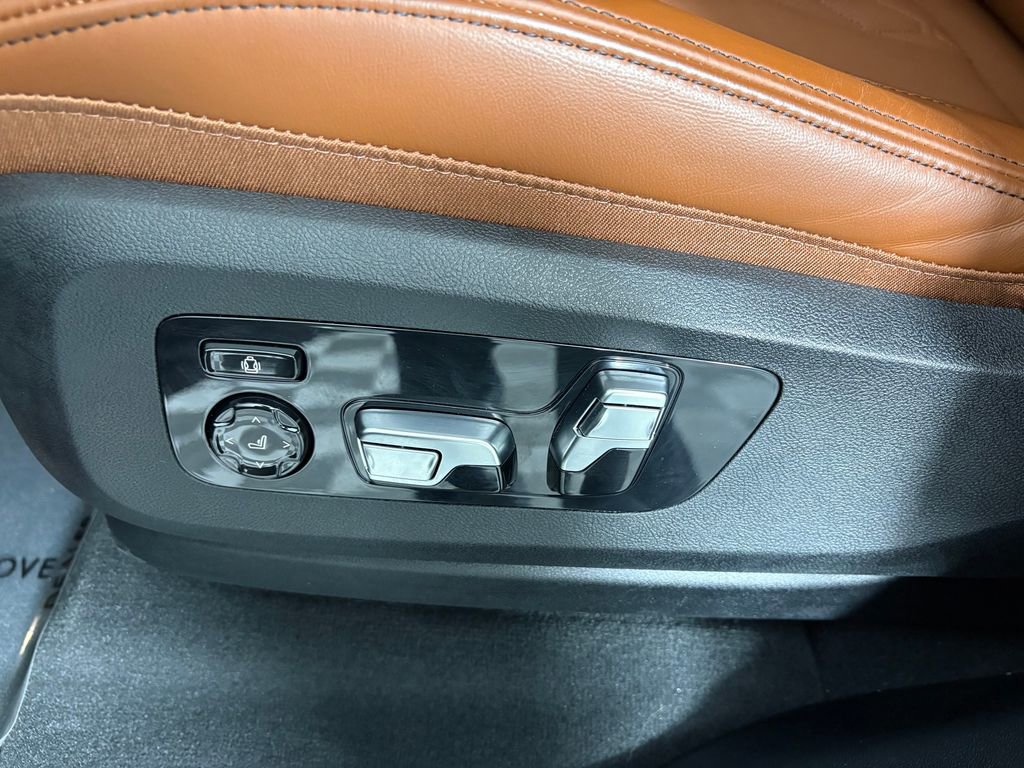 Used 2026 BMW X5 xDrive40i w/ M Sport Package image 20