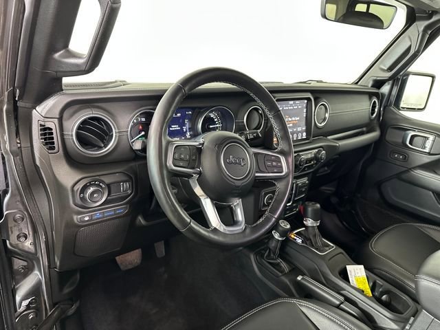 Used 2023 Jeep Wrangler Unlimited Sahara w/ Cold Weather Group AWD/4WD image 13