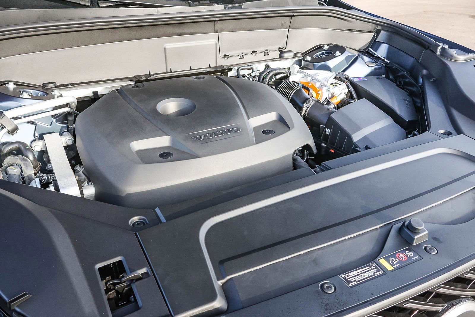 New 2026 Volvo XC90 T8 Ultra w/ Protection Package Premier image 36