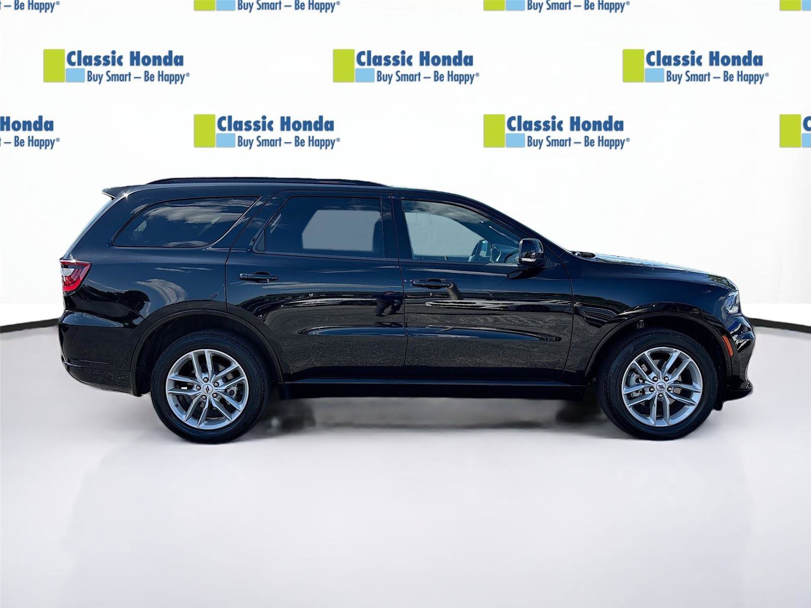 Used 2025 Dodge Durango GT AWD/4WD image 9