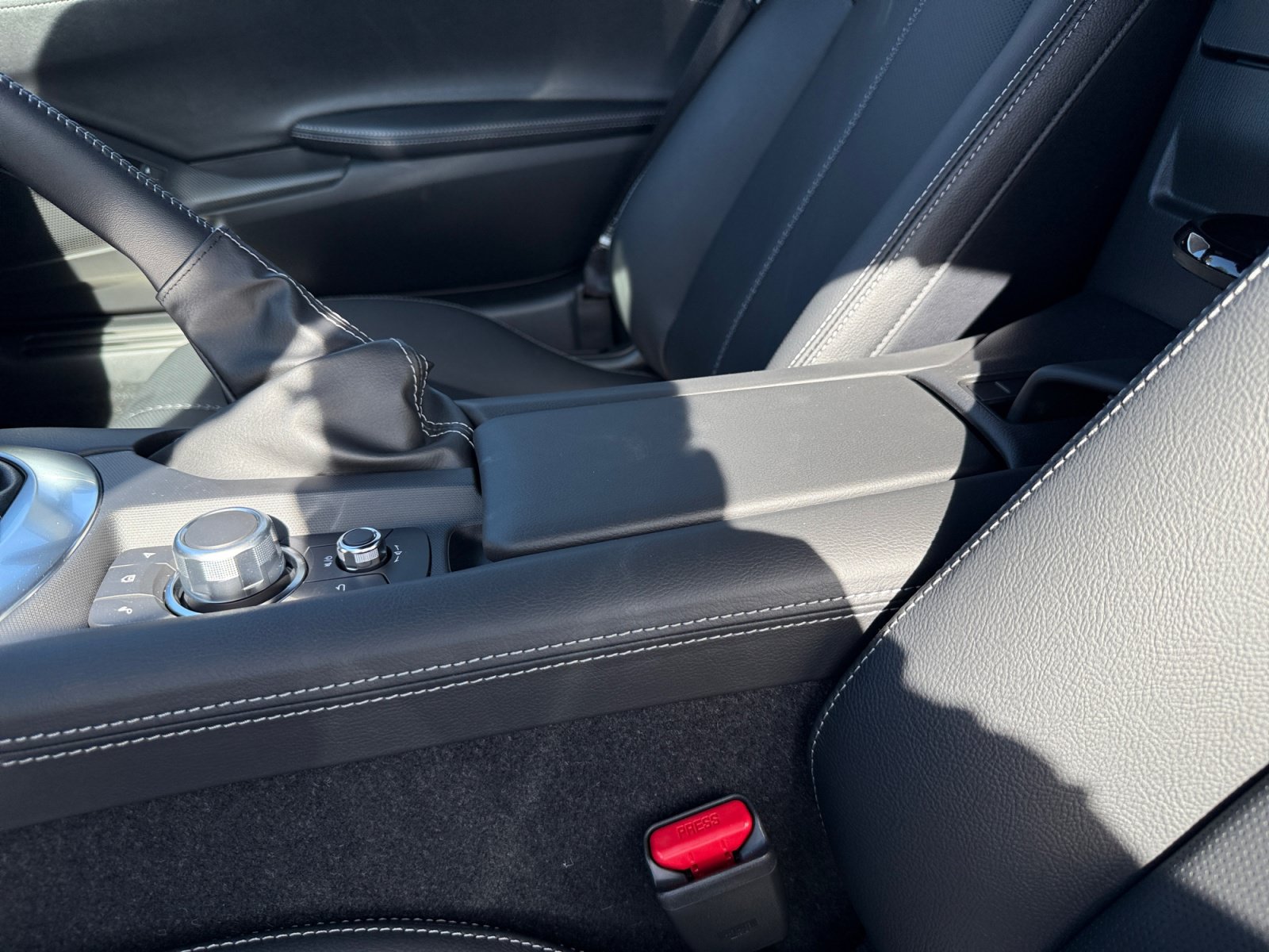 New 2026 MAZDA MX-5 Miata RF Grand Touring RWD image 14