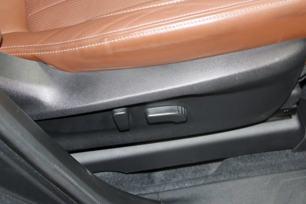 Used 2021 Subaru Ascent Touring AWD/4WD image 23