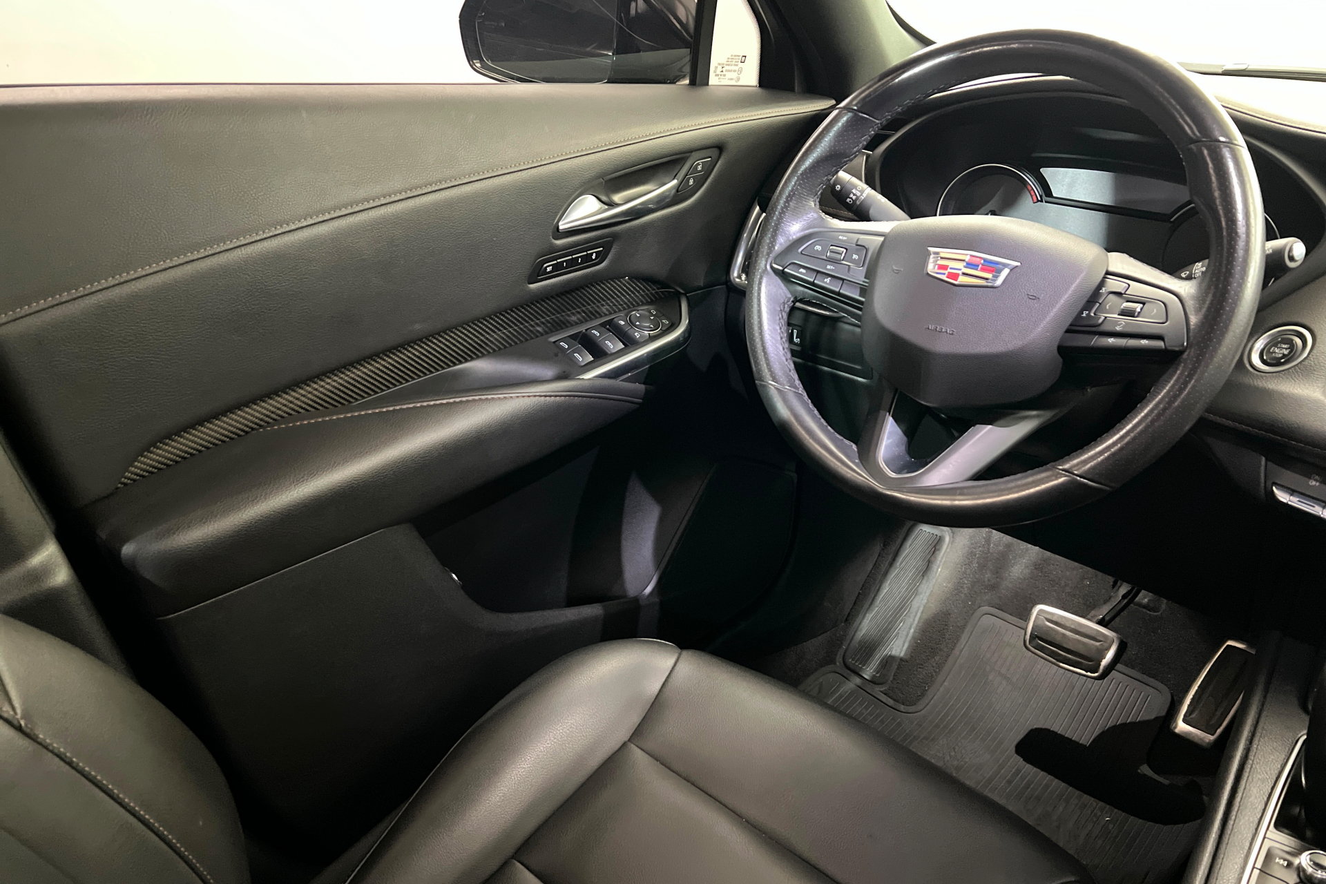 Used 2019 Cadillac XT4 Sport FWD image 12