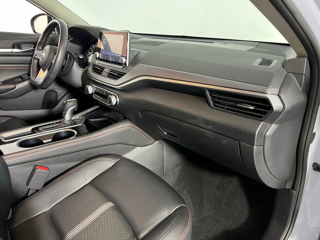 Used 2023 Nissan Altima 2.5 SR image 30