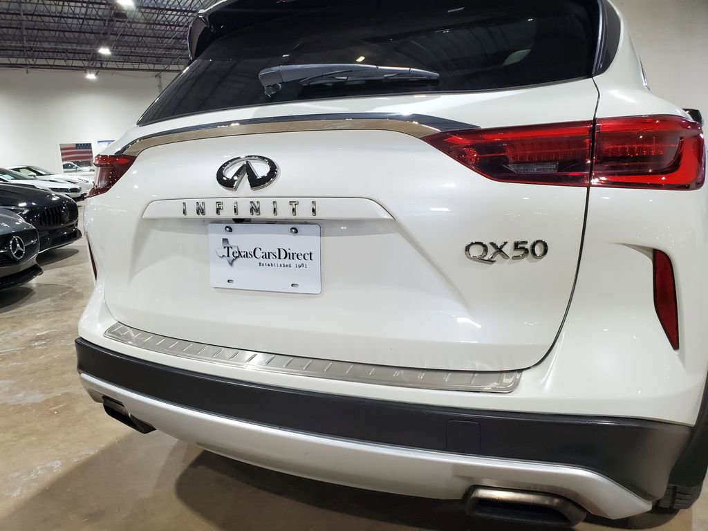 Used 2019 INFINITI QX50 Luxe w/ Navigation Package image 41