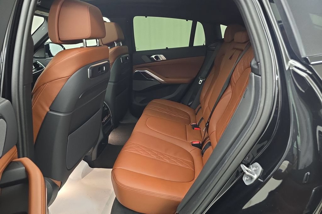 New 2027 BMW X6 xDrive40i w/ Executive Package AWD/4WD image 25
